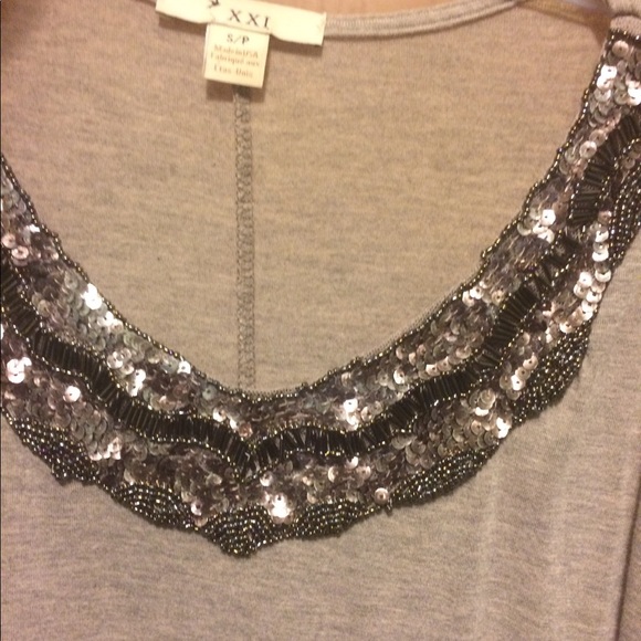 Beaded top - Picture 2 of 2